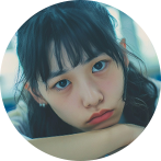 勉強が苦手な女子中学生